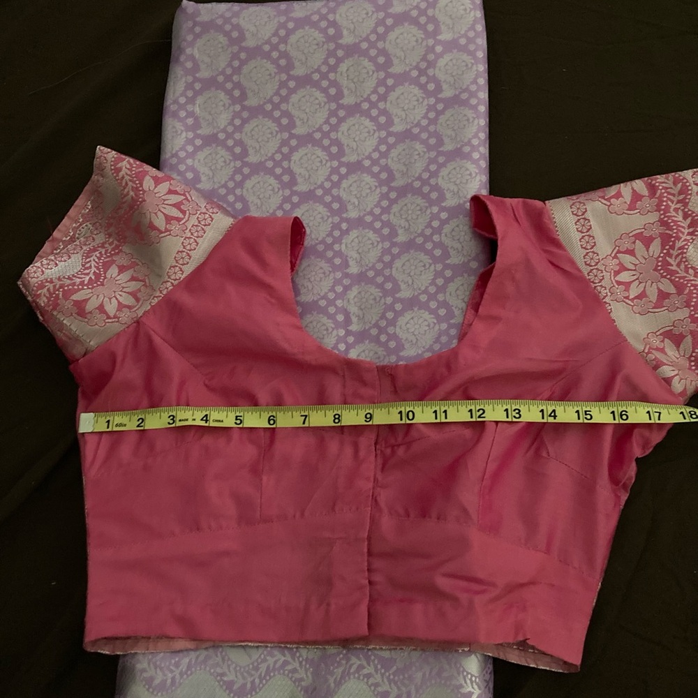 Lavender Saree - Picture 6 of 8